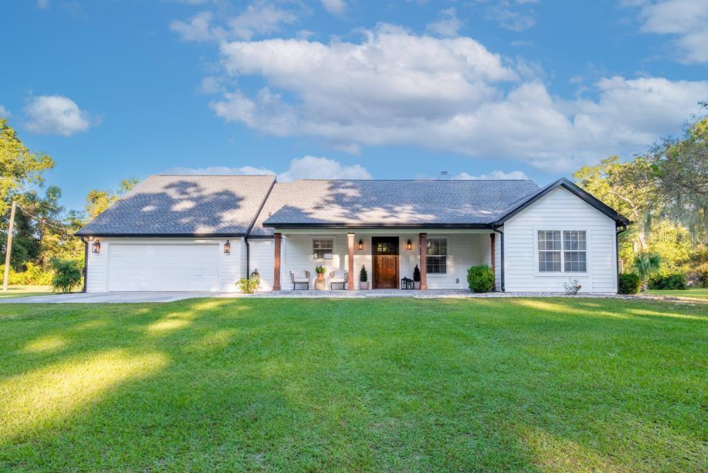 Single Family Residence em CHIEFLAND, FL - Daniel Dourado