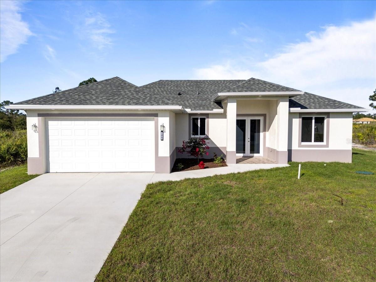 Single Family Residence in LEHIGH ACRES, FL - Daniel Dourado