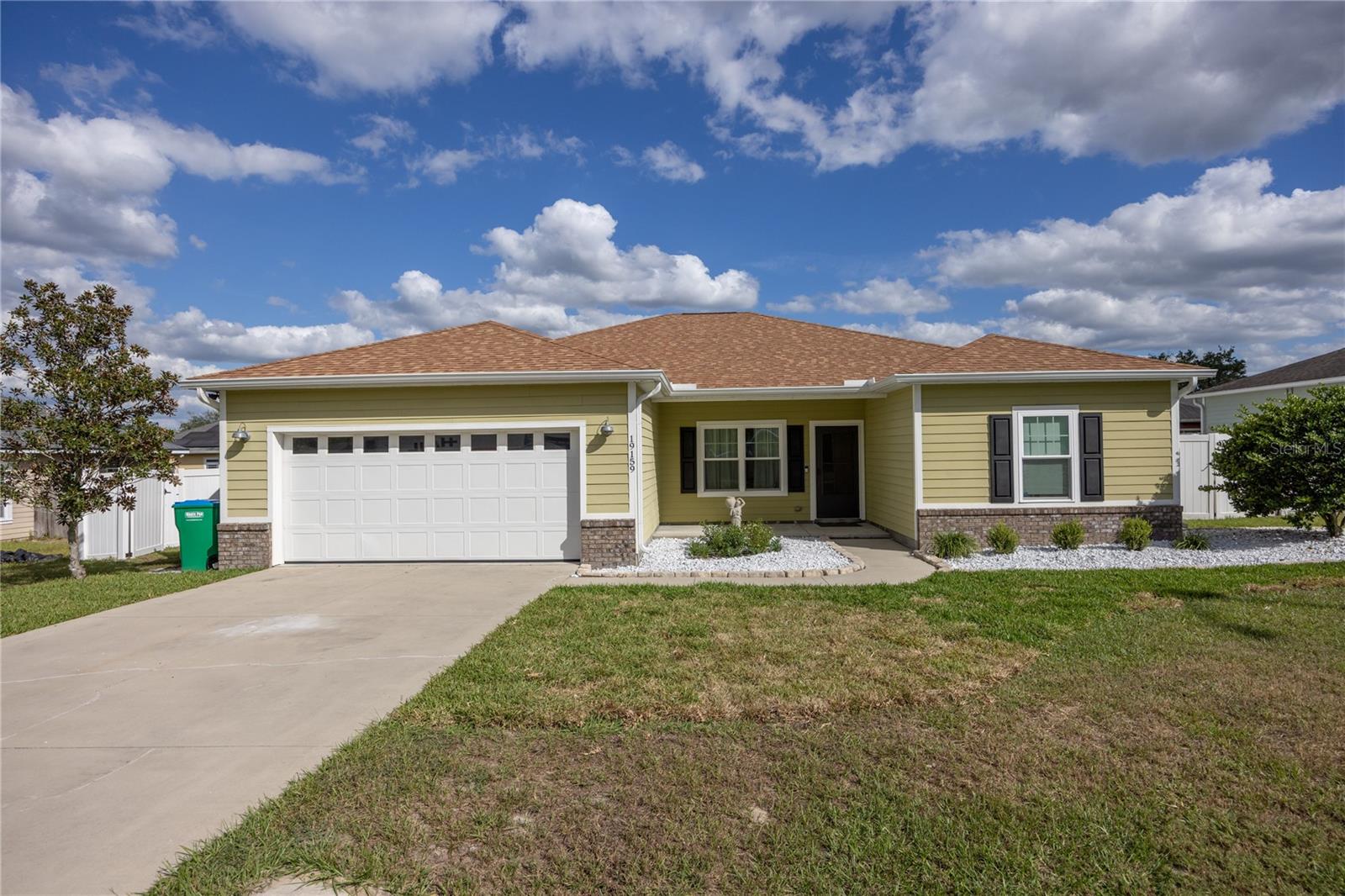 Single Family Residence in HIGH SPRINGS, FL - Daniel Dourado