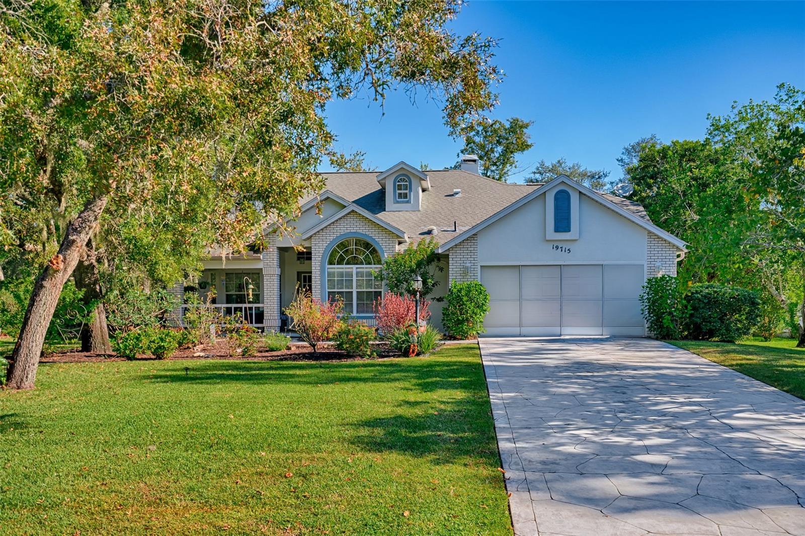 Single Family Residence em DUNNELLON, FL - Daniel Dourado