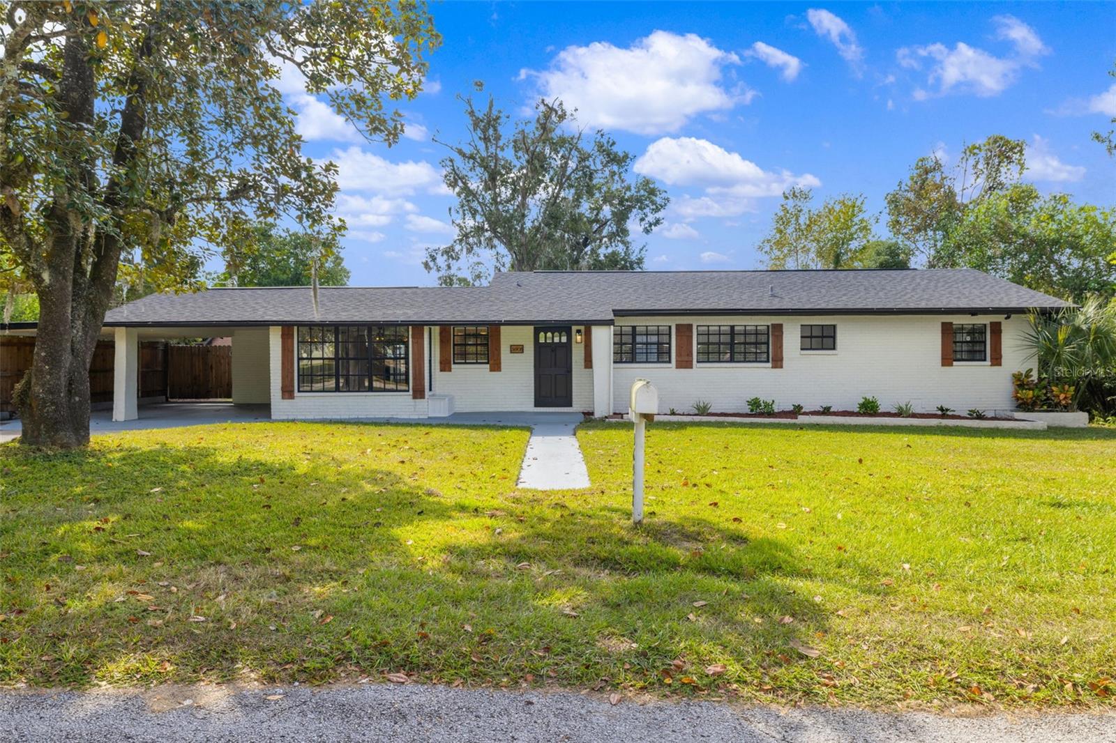 Single Family Residence em DADE CITY, FL - Daniel Dourado