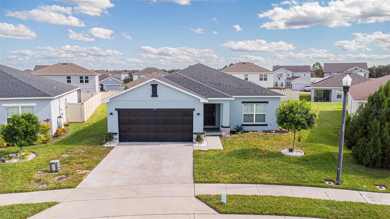 Single Family Residence em DAVENPORT, FL - Daniel Dourado