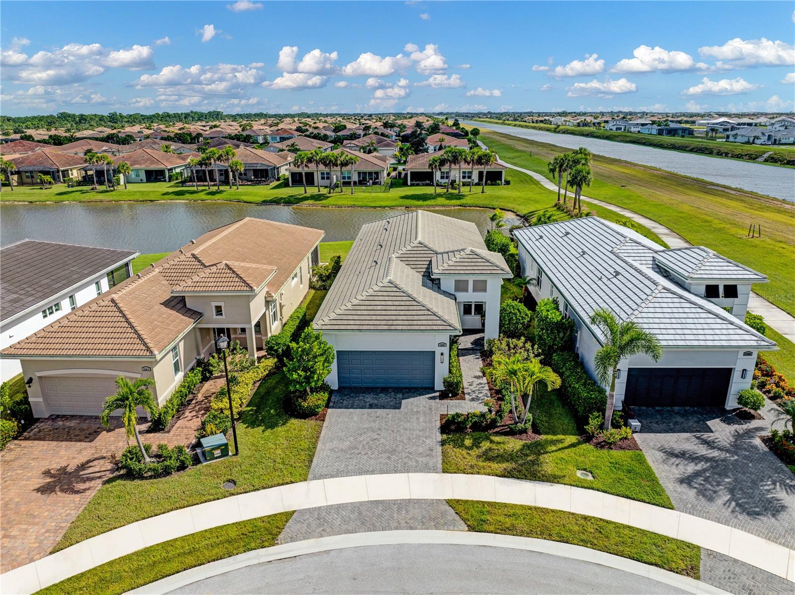 Single Family Residence em PORT ST LUCIE, FL - Daniel Dourado