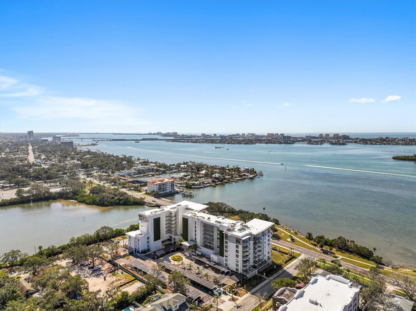 Condominium em CLEARWATER, FL - Daniel Dourado