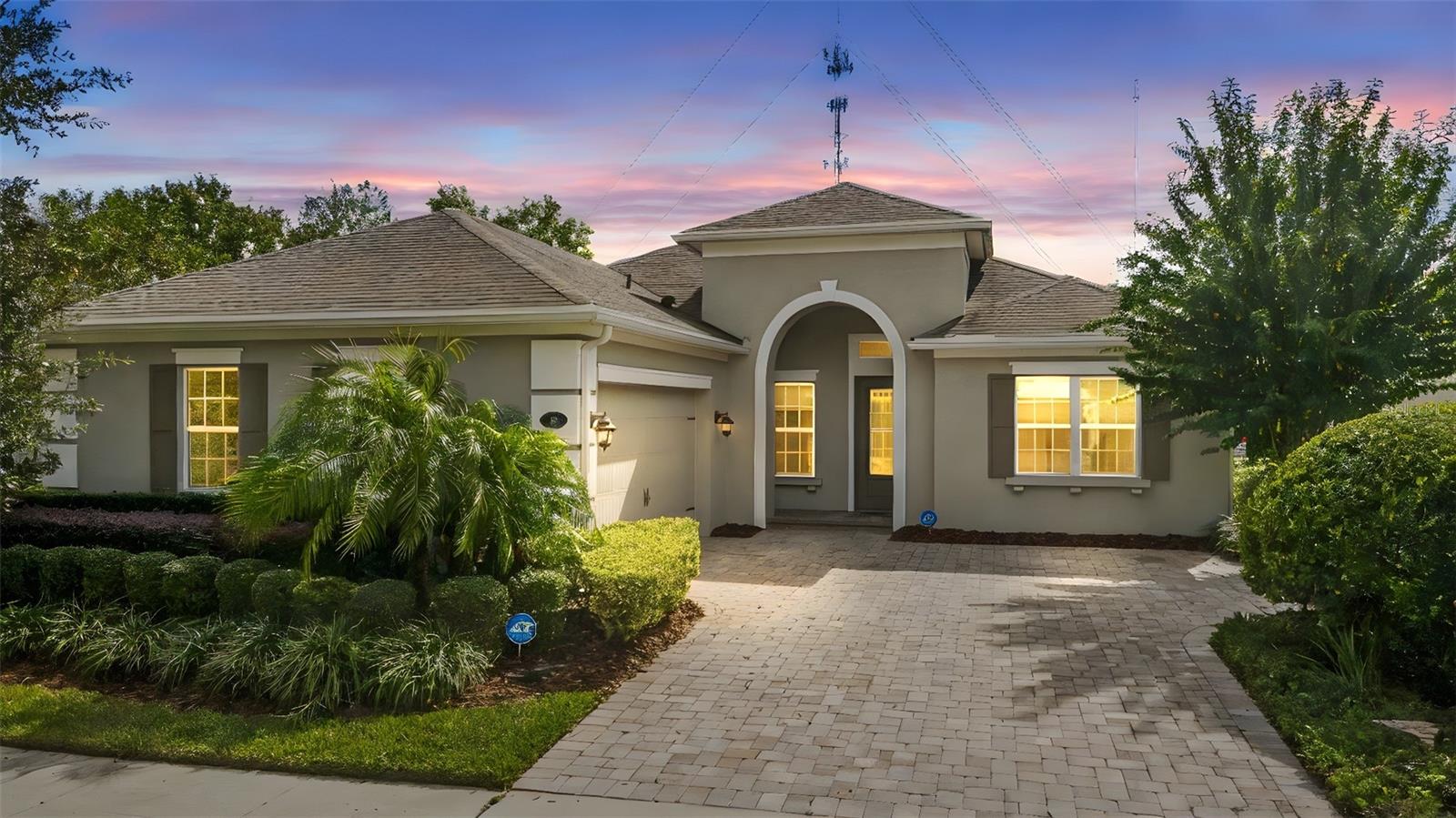 Single Family Residence in DELAND, FL - Daniel Dourado