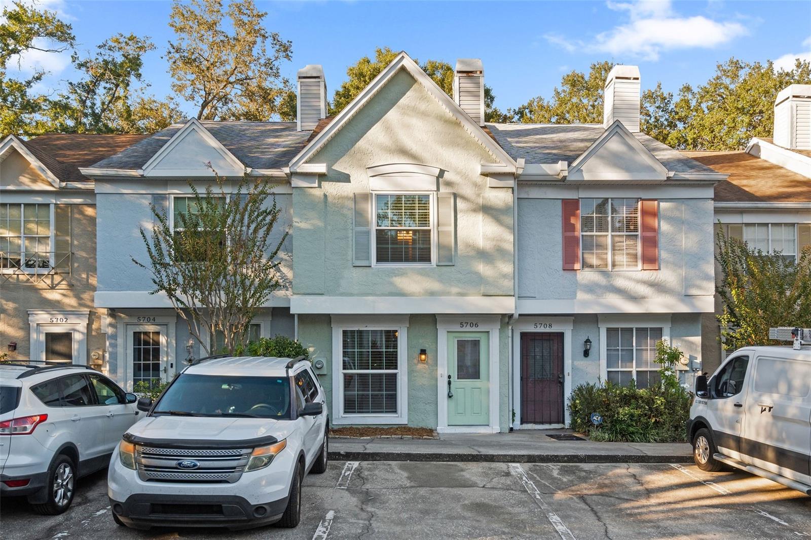 Condominium in TEMPLE TERRACE, FL - Daniel Dourado