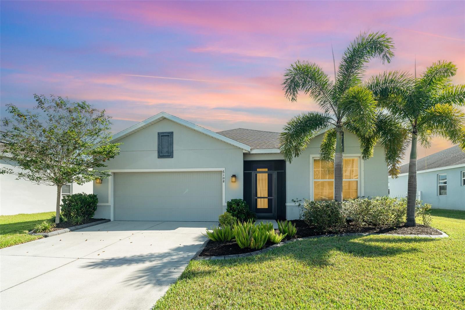 Single Family Residence in PARRISH, FL - Daniel Dourado