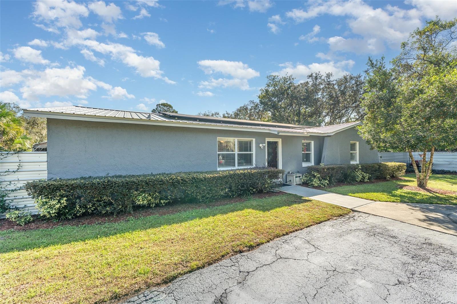 Single Family Residence em LAKE WALES, FL - Daniel Dourado
