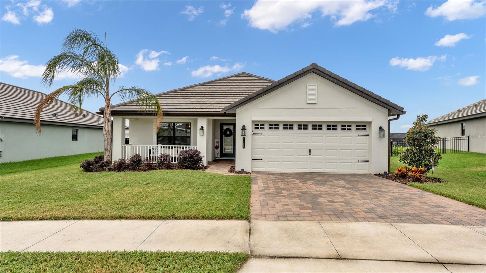Single Family Residence in AUBURNDALE, FL - Daniel Dourado