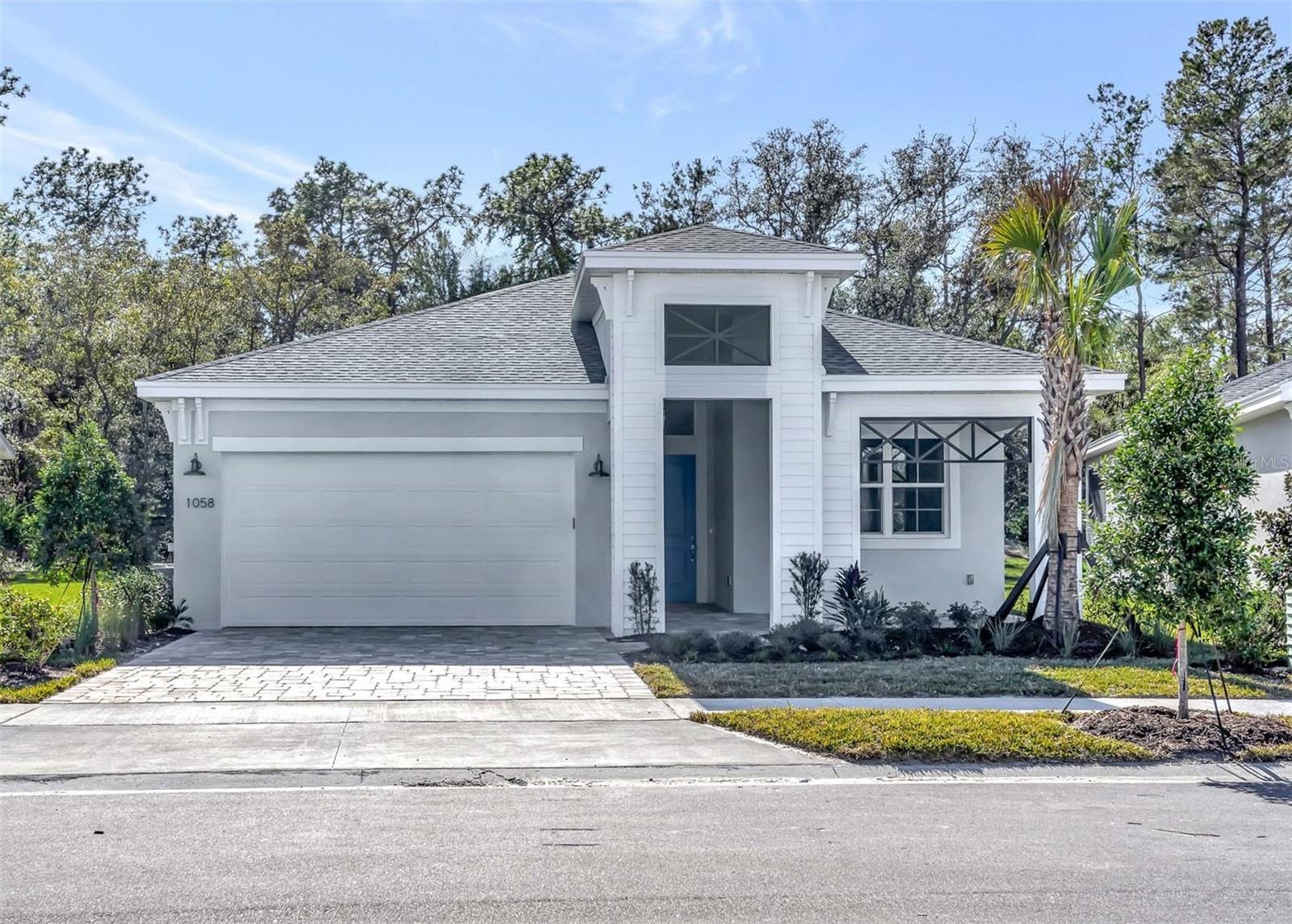 Single Family Residence in DELAND, FL - Daniel Dourado