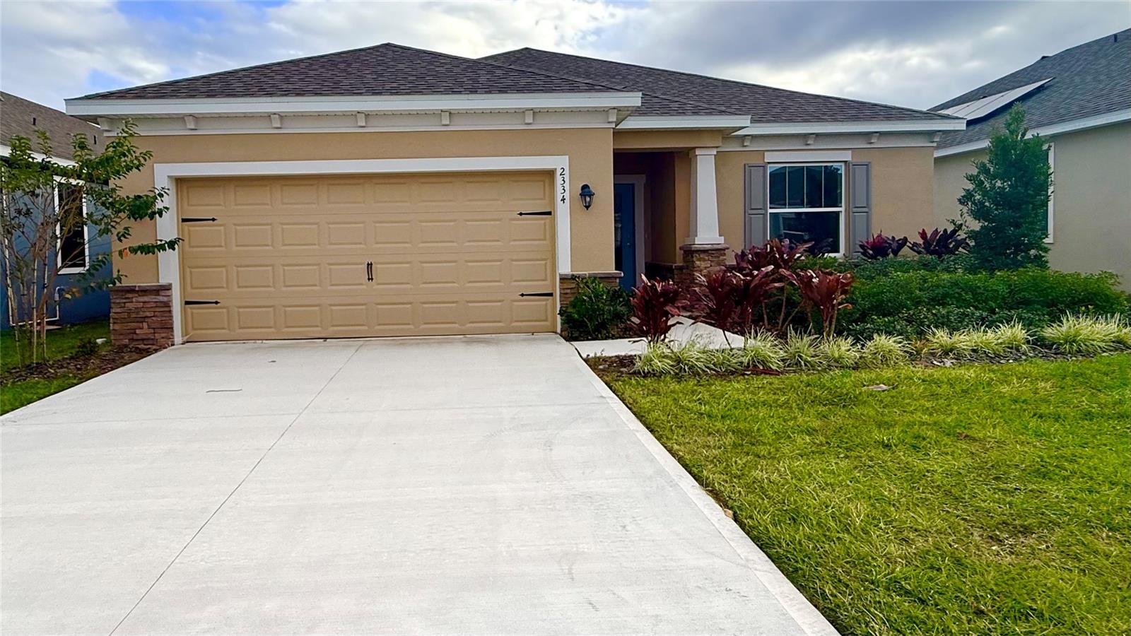 Single Family Residence em LAKE ALFRED, FL - Daniel Dourado