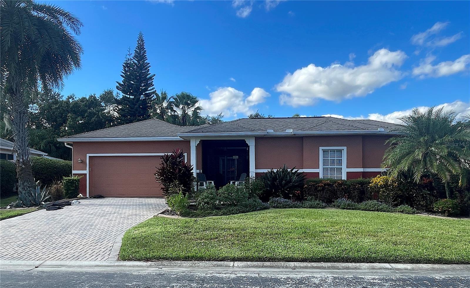 Single Family Residence in POINCIANA, FL - Daniel Dourado