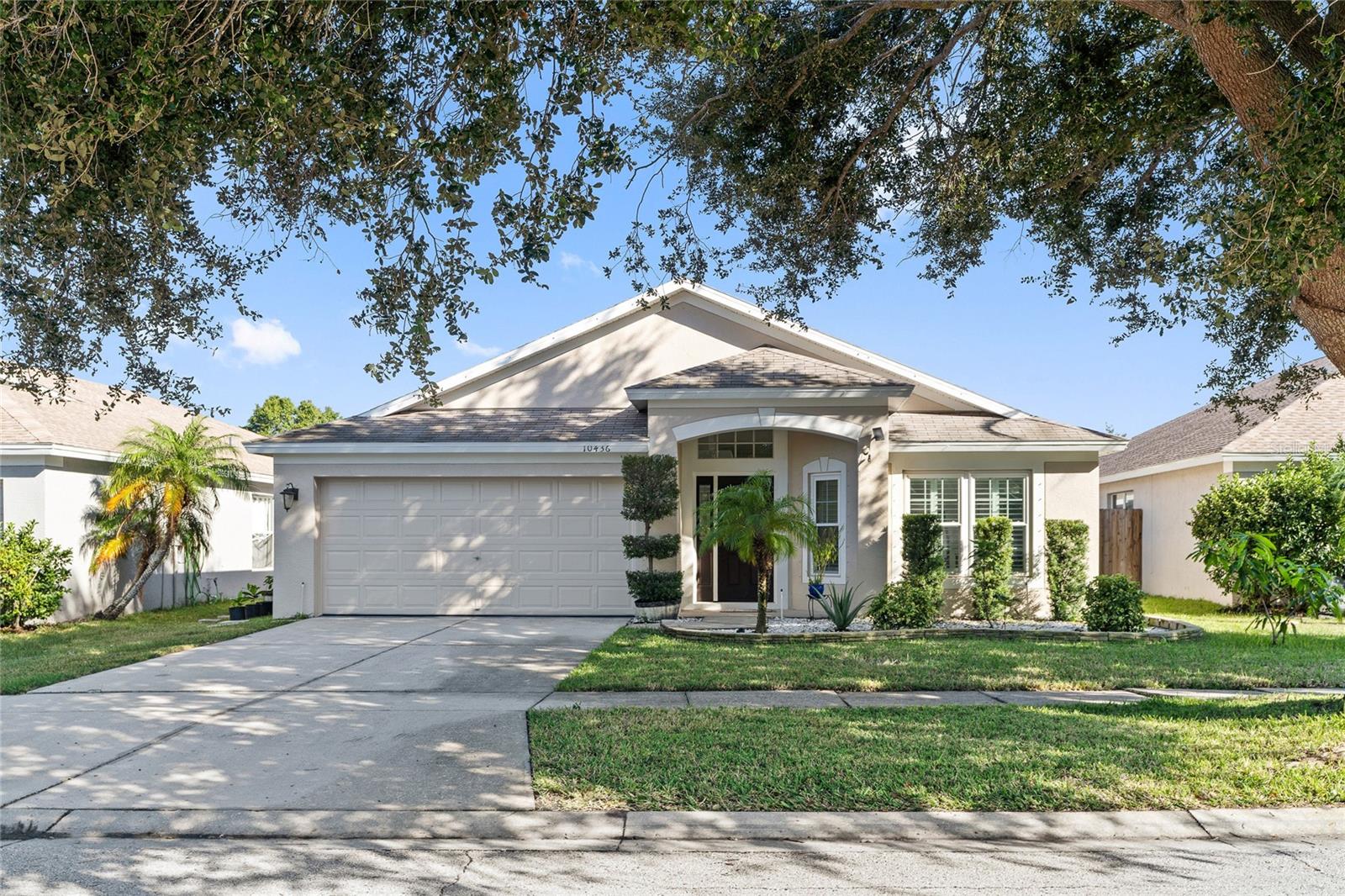 Single Family Residence in RIVERVIEW, FL - Daniel Dourado