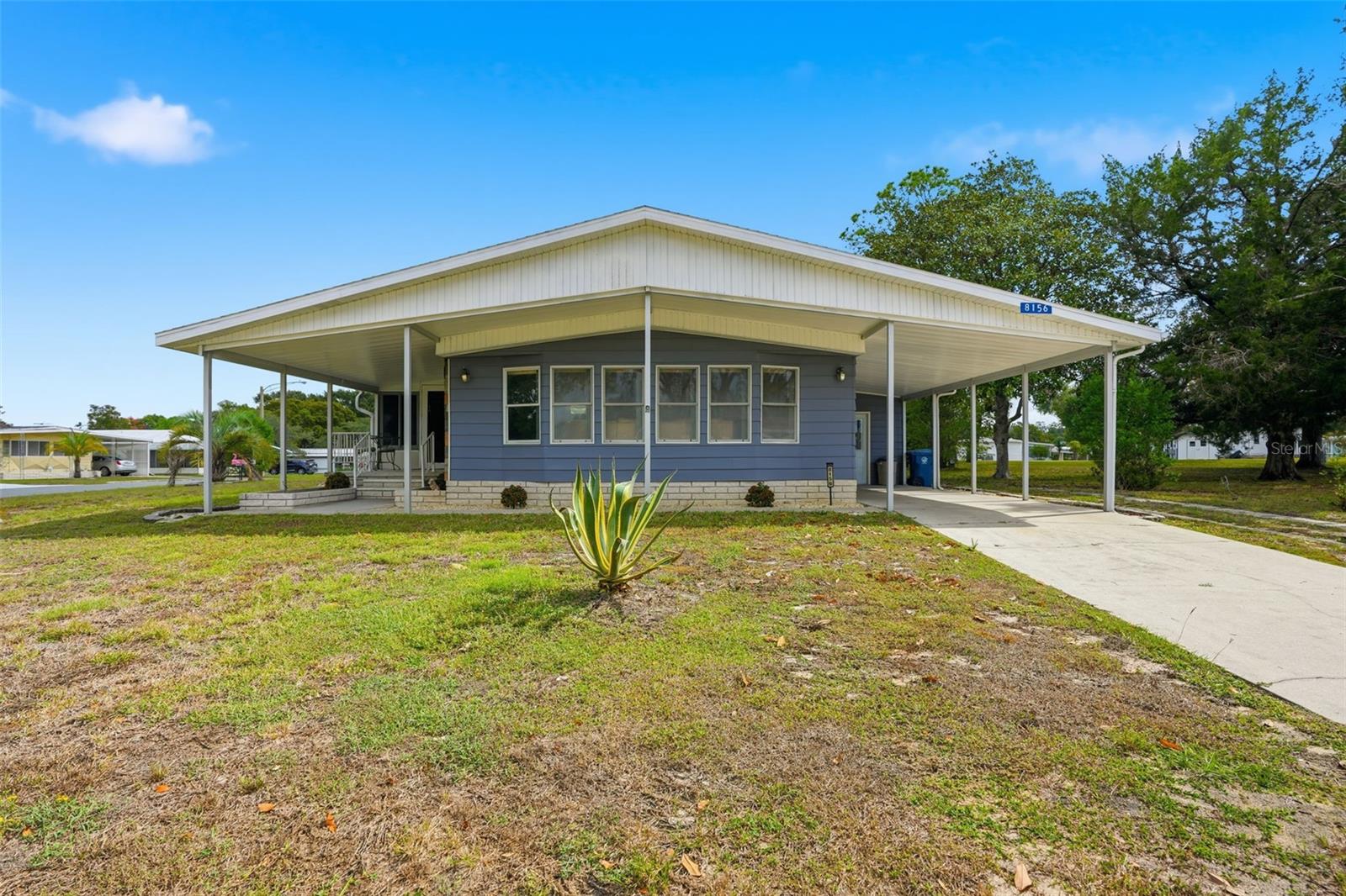 Manufactured Home in BROOKSVILLE, FL - Daniel Dourado