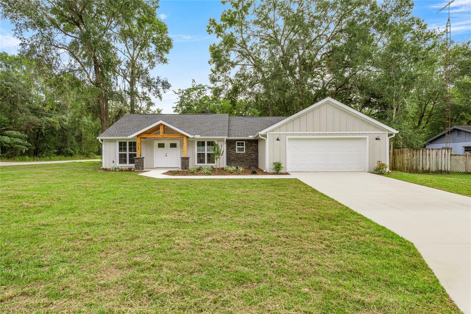 Single Family Residence in OCALA, FL - Daniel Dourado