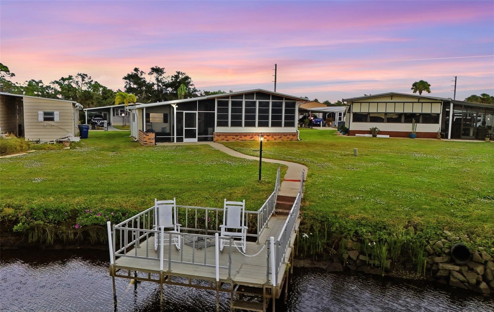 Manufactured Home in NORTH PORT, FL - Daniel Dourado