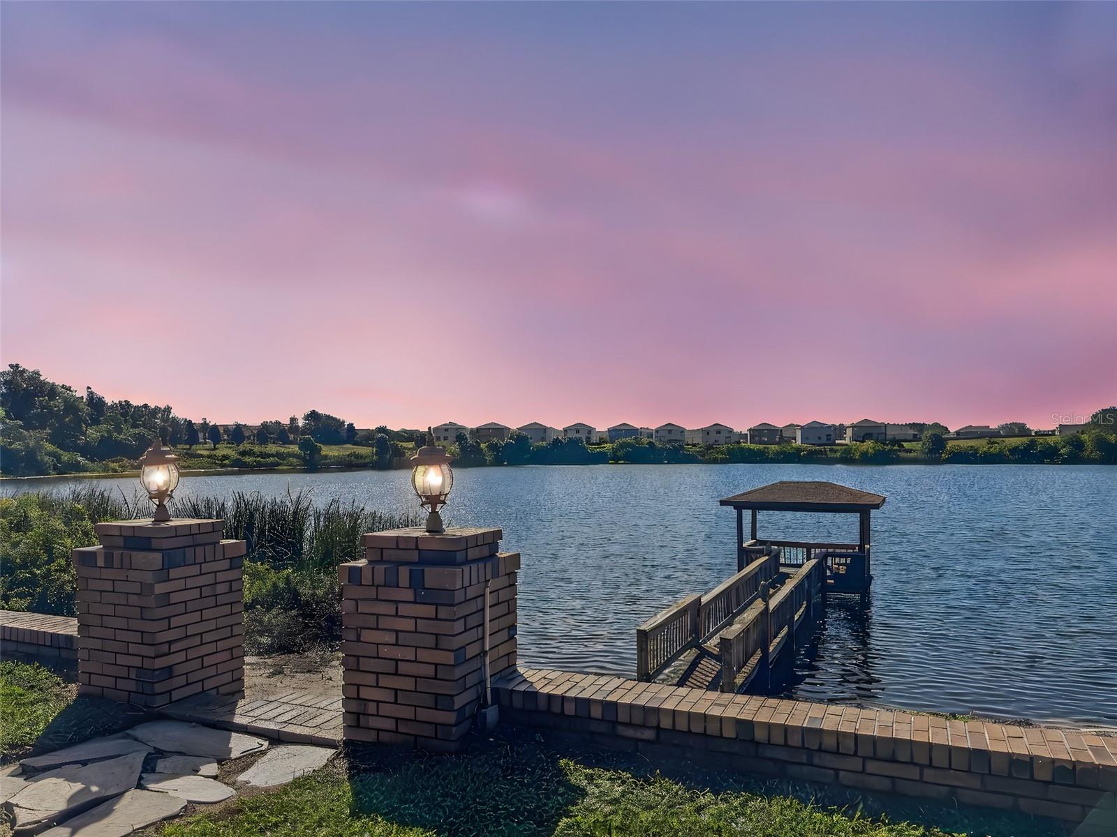 Single Family Residence em TAVARES, FL - Daniel Dourado