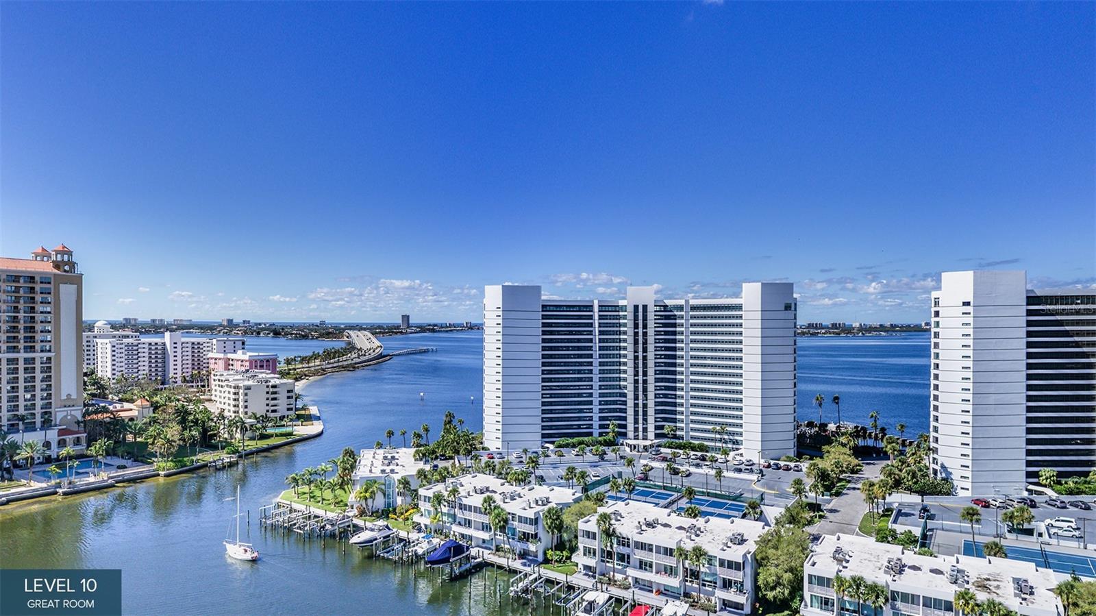 Condominium em SARASOTA, FL - Daniel Dourado