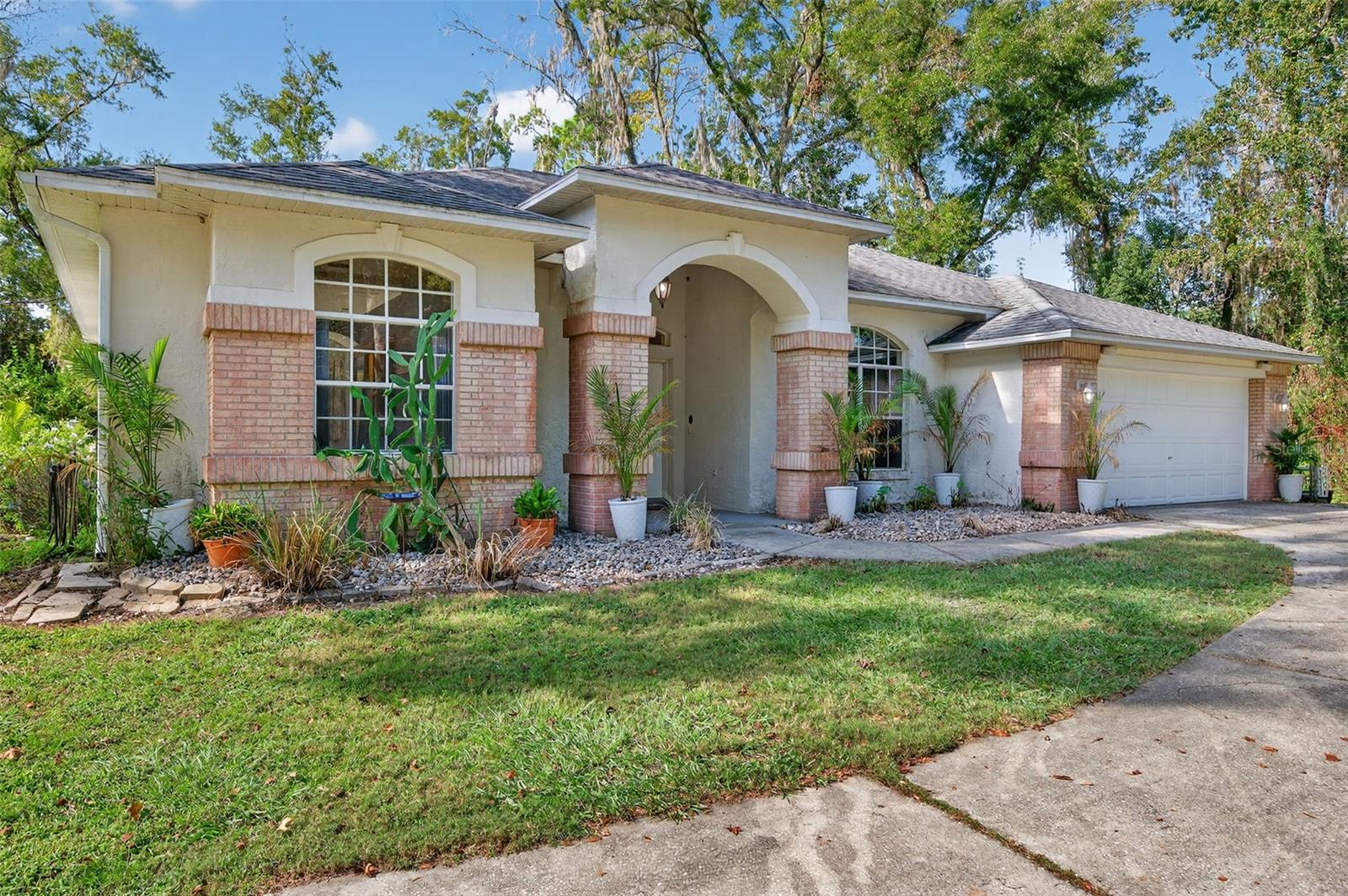 Single Family Residence in BROOKSVILLE, FL - Daniel Dourado