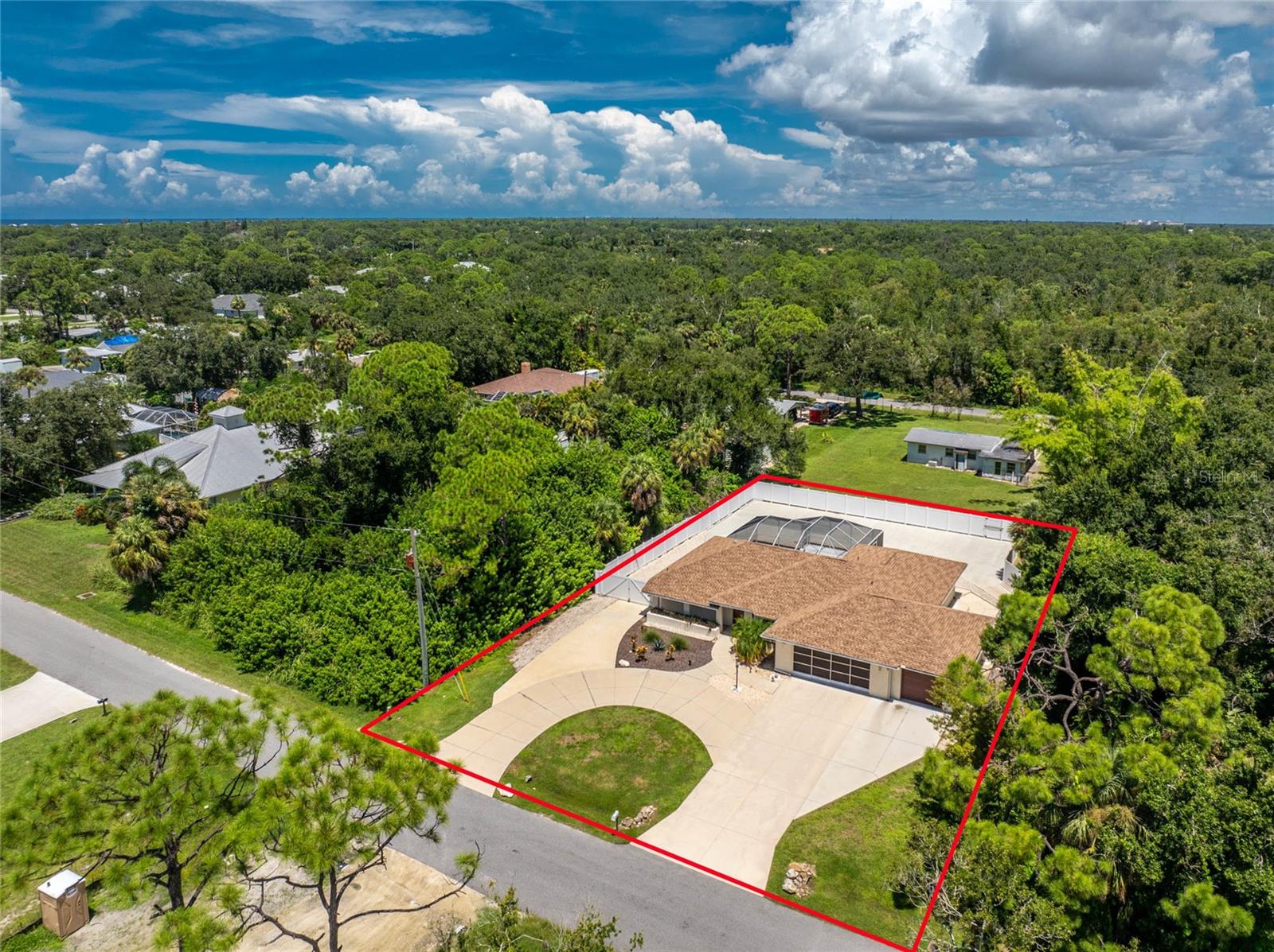 Single Family Residence in ENGLEWOOD, FL - Daniel Dourado