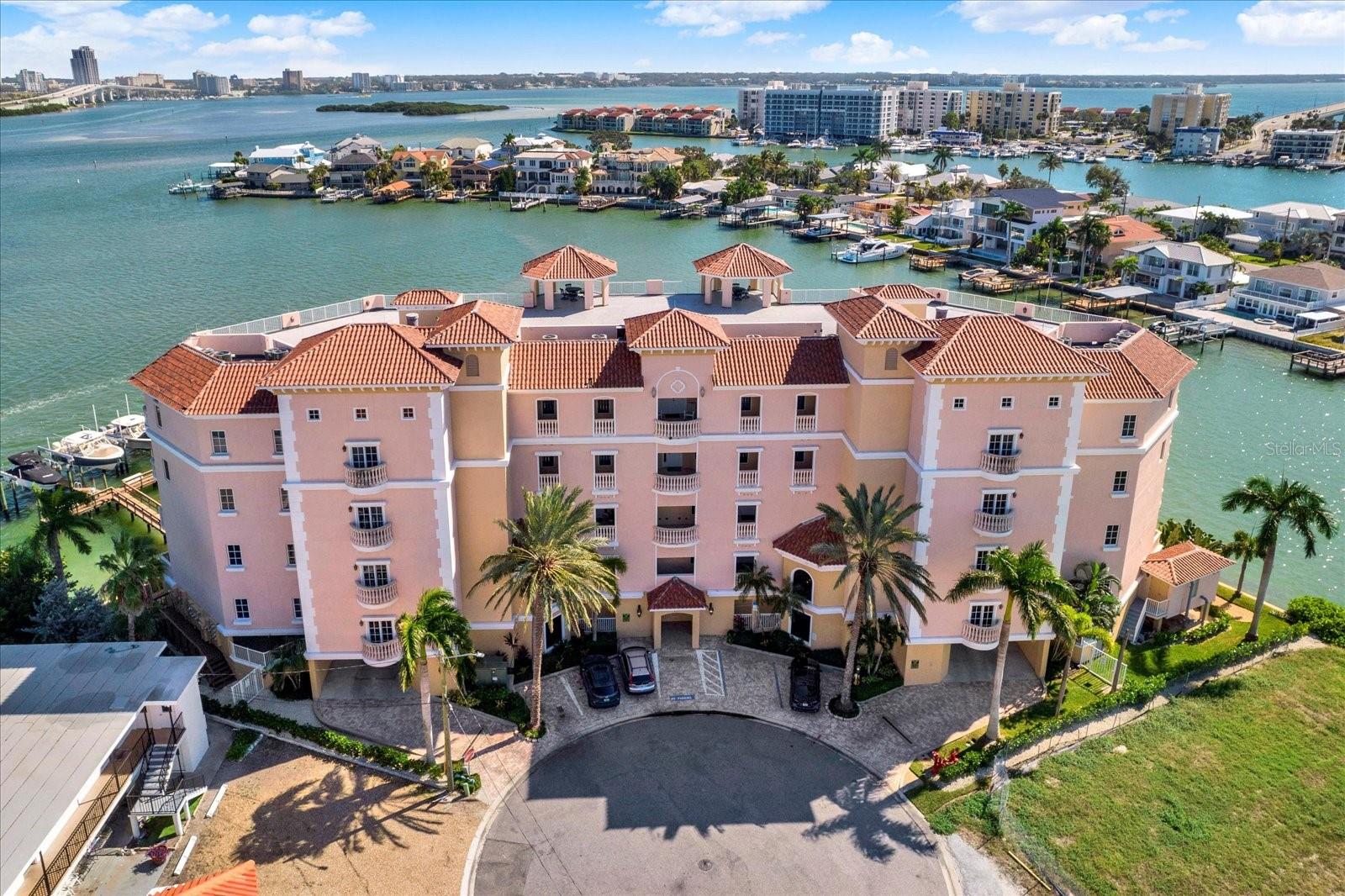 Condominium em CLEARWATER BEACH, FL - Daniel Dourado