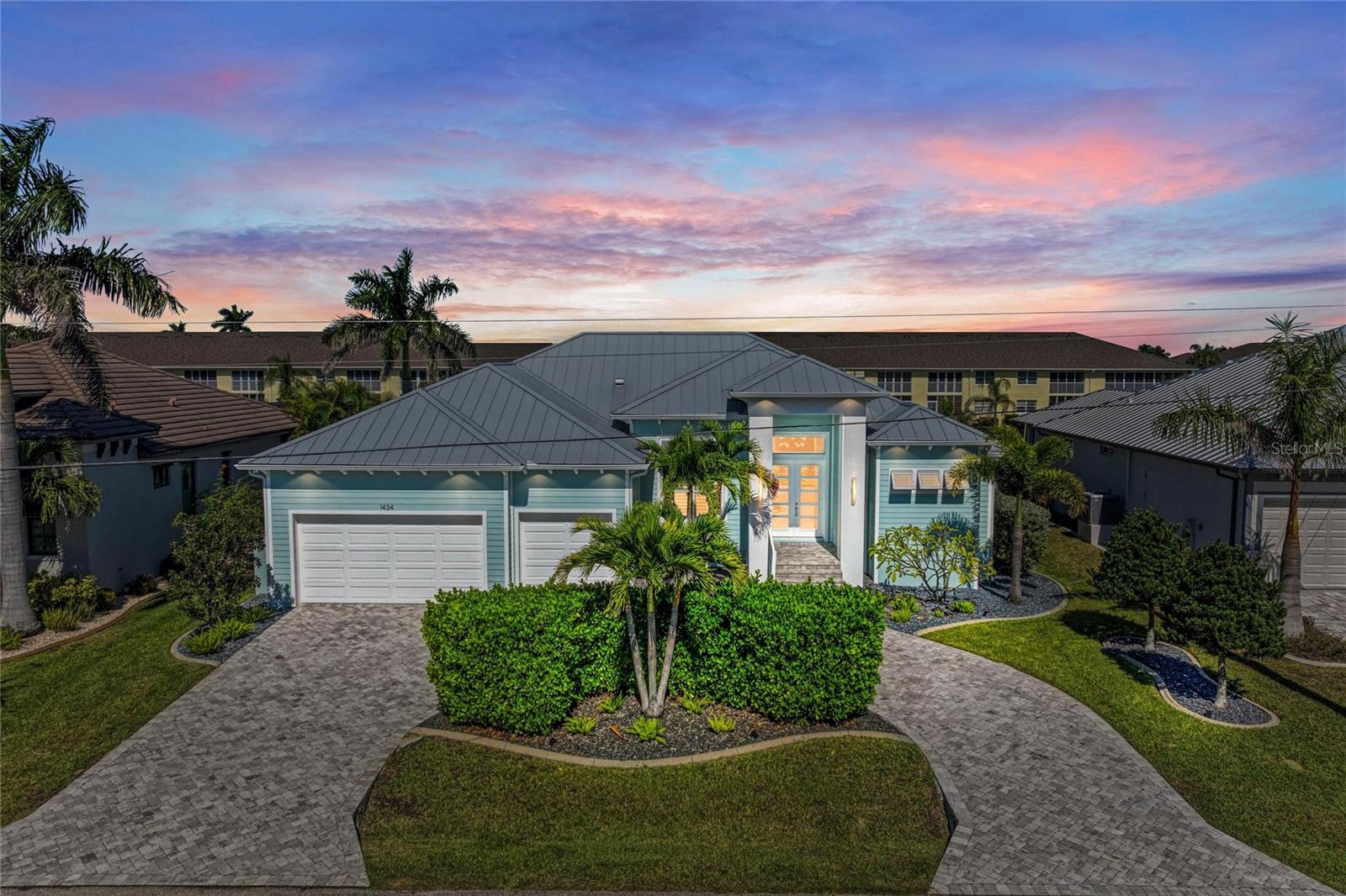 Single Family Residence em PUNTA GORDA, FL - Daniel Dourado