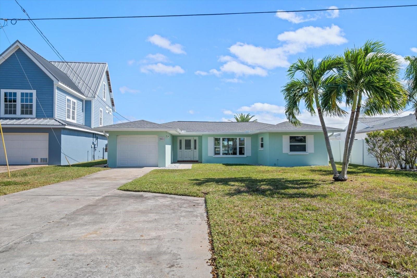 Single Family Residence em INDIAN ROCKS BEACH, FL - Daniel Dourado