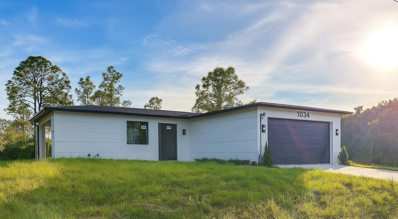 Single Family Residence in LEHIGH ACRES, FL - Daniel Dourado