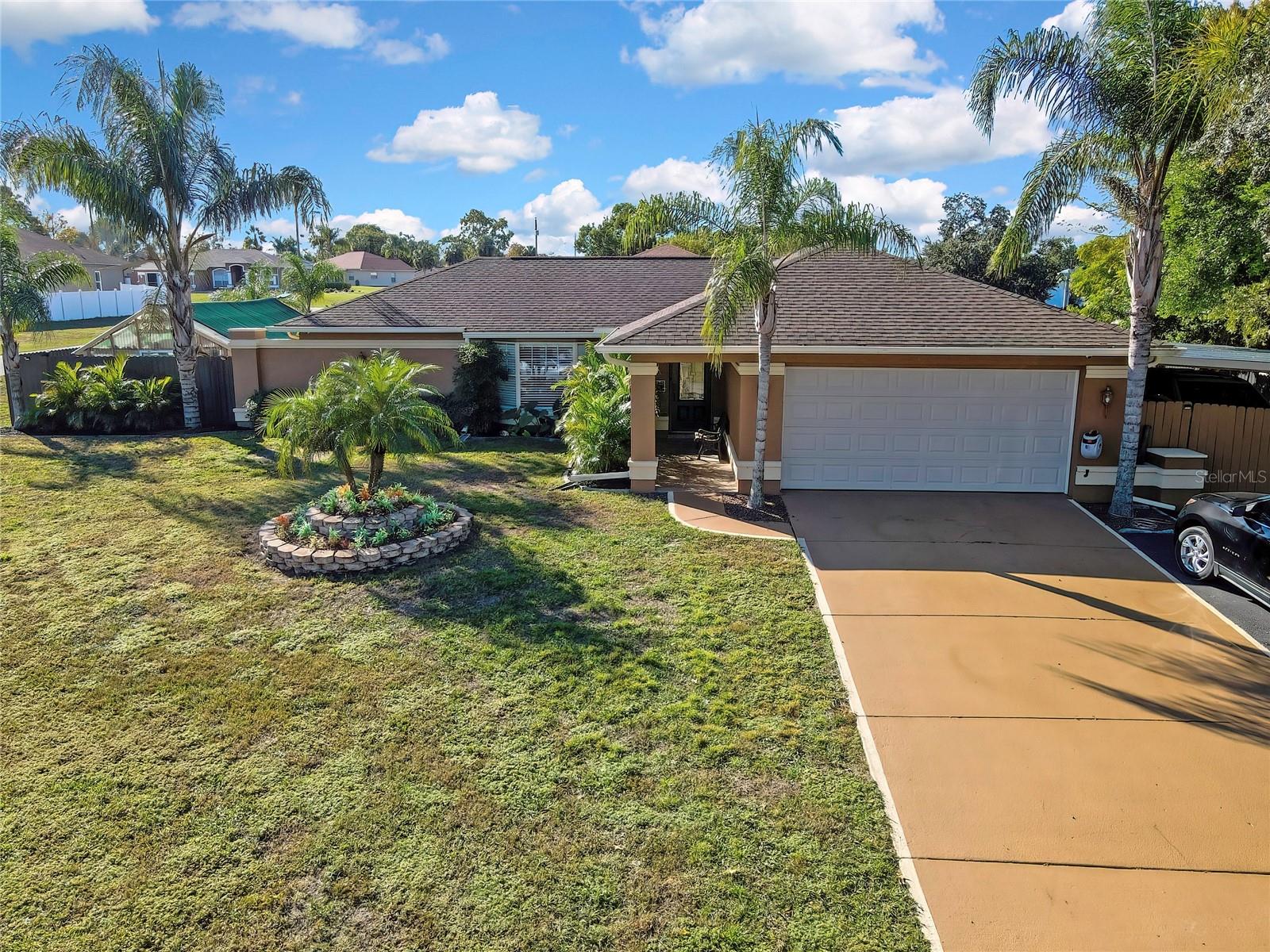 Single Family Residence em SPRING HILL, FL - Daniel Dourado