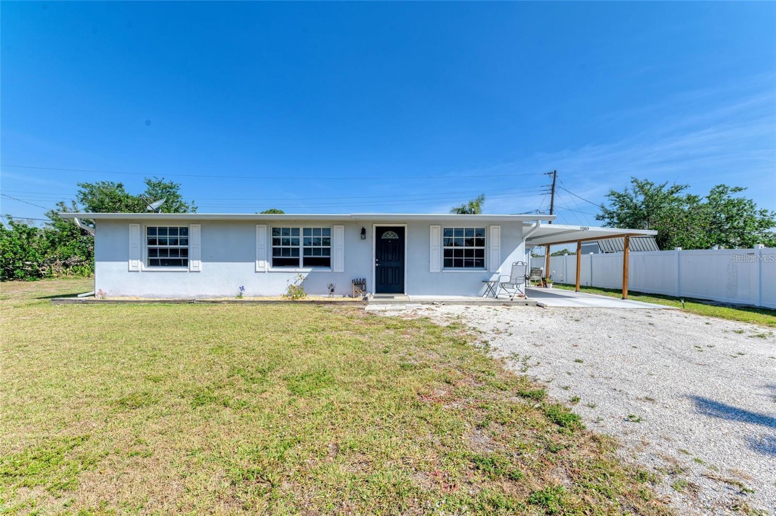 Single Family Residence in ENGLEWOOD, FL - Daniel Dourado