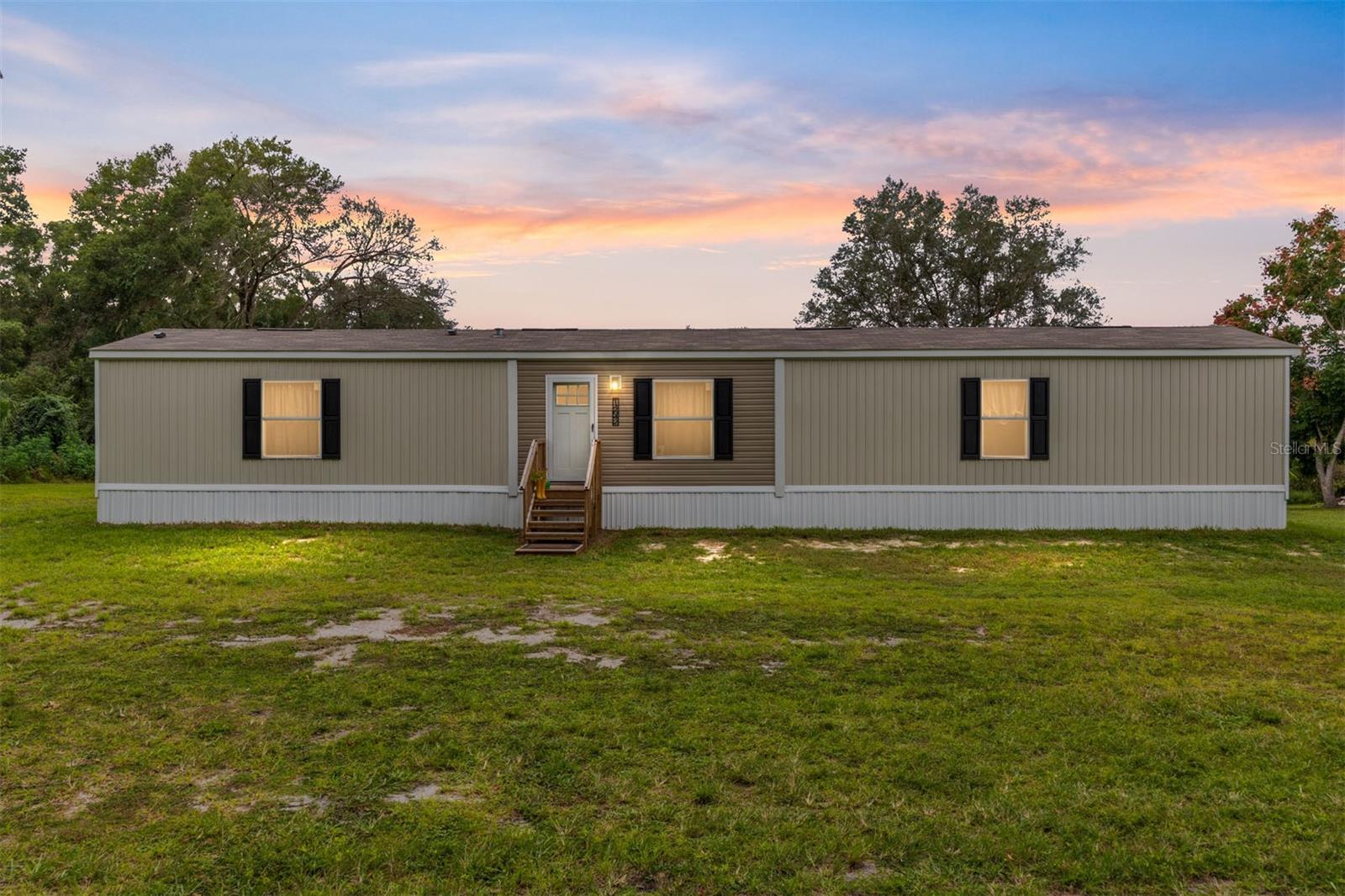 Manufactured Home in FORT MC COY, FL - Daniel Dourado