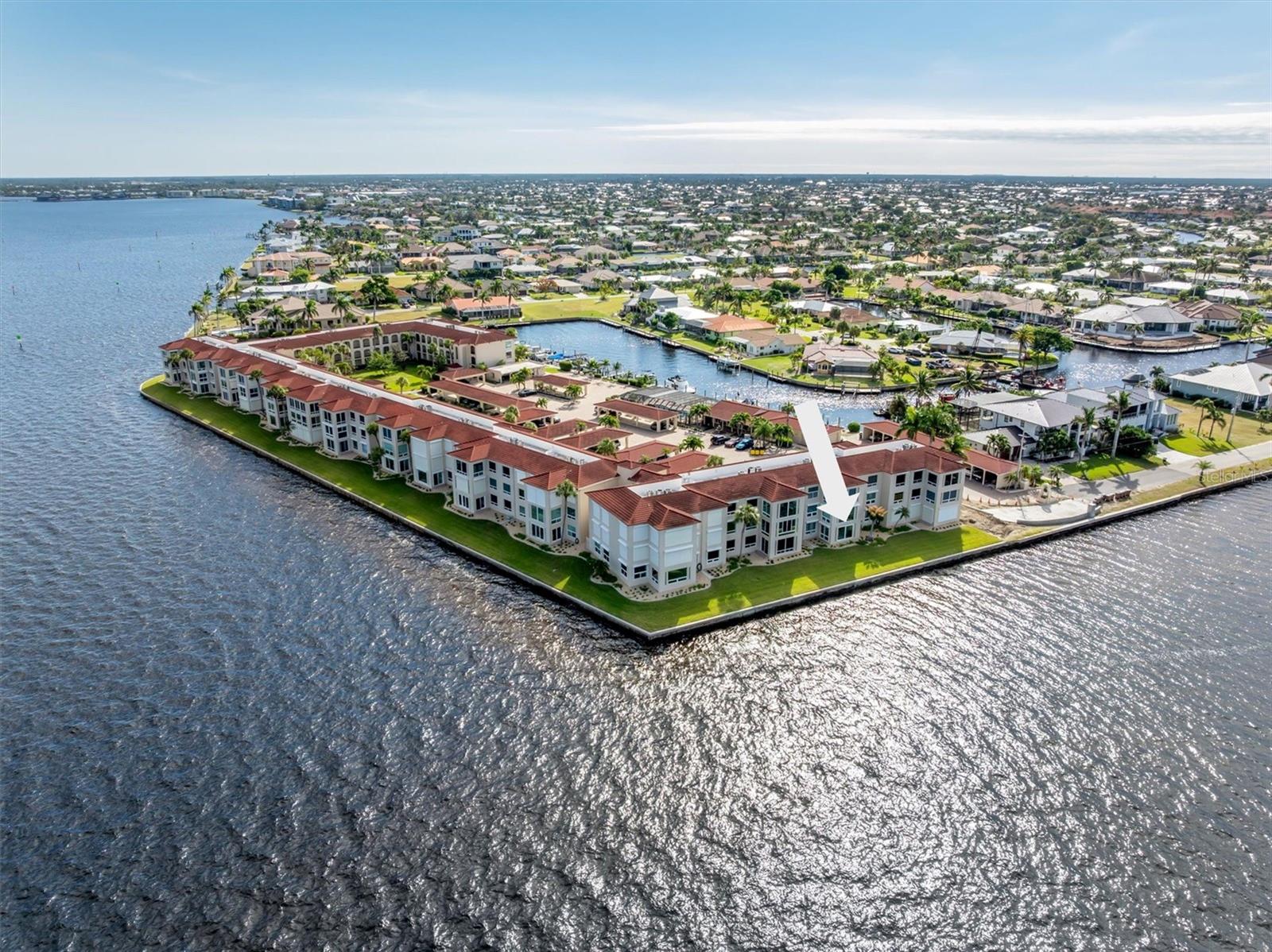 Condominium em PUNTA GORDA, FL - Daniel Dourado