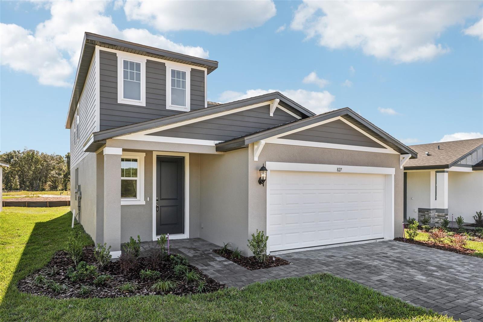 Single Family Residence em LADY LAKE, FL - Daniel Dourado