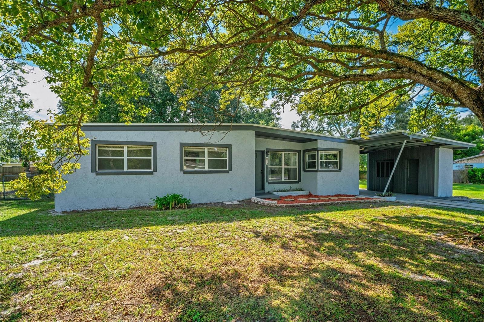 Single Family Residence em SANFORD, FL - Daniel Dourado