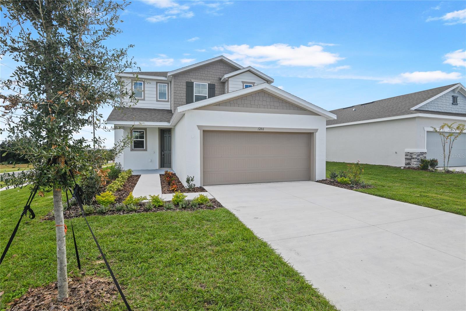 Single Family Residence em DUNDEE, FL - Daniel Dourado