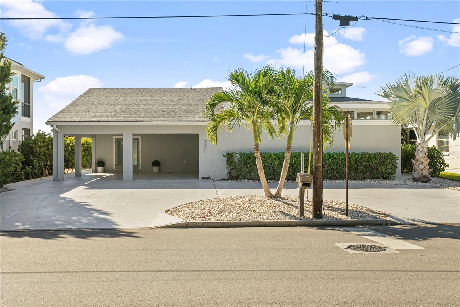 Single Family Residence em PALMETTO, FL - Daniel Dourado