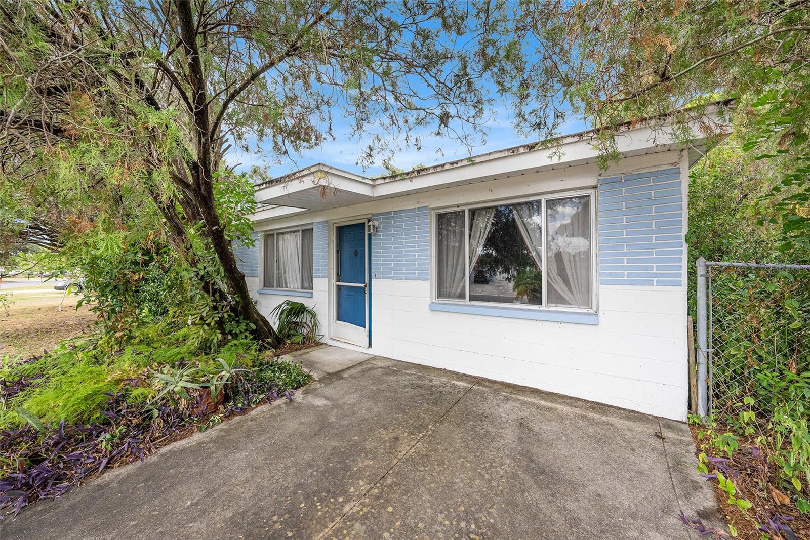 Single Family Residence em SEMINOLE, FL - Daniel Dourado