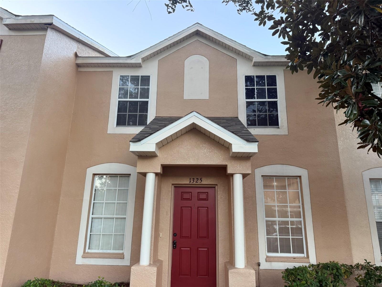 Townhouse em WESLEY CHAPEL, FL - Daniel Dourado