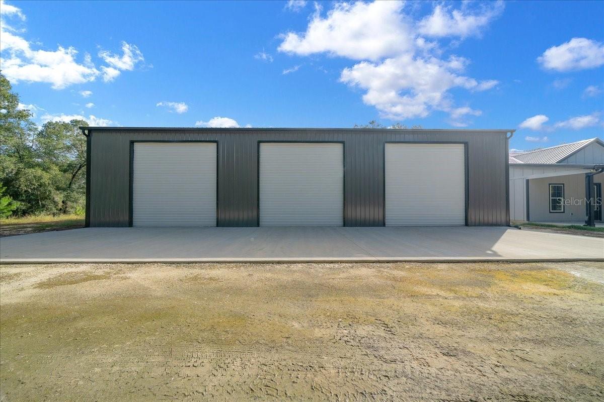 Single Family Residence em OCKLAWAHA, FL - Daniel Dourado