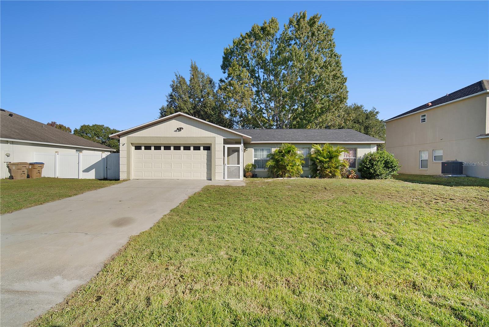 Single Family Residence em KISSIMMEE, FL - Daniel Dourado