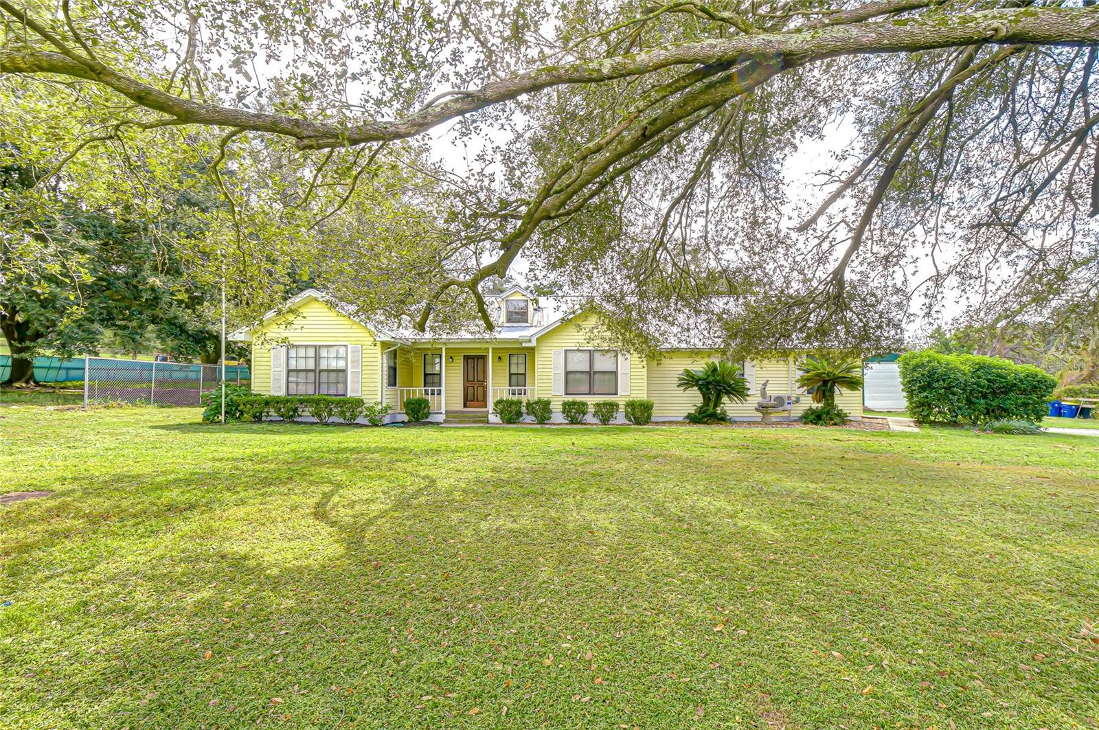 Single Family Residence em DADE CITY, FL - Daniel Dourado