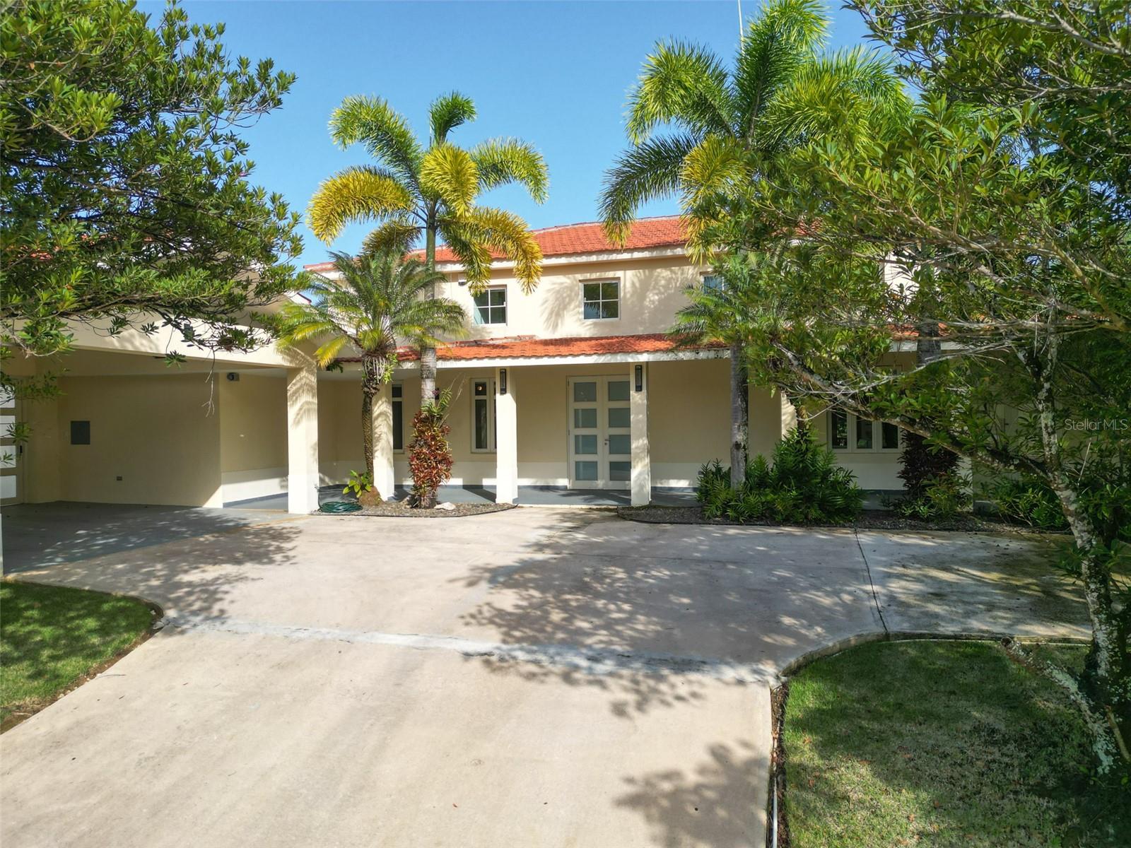 Single Family Residence em DORADO, PR - Daniel Dourado