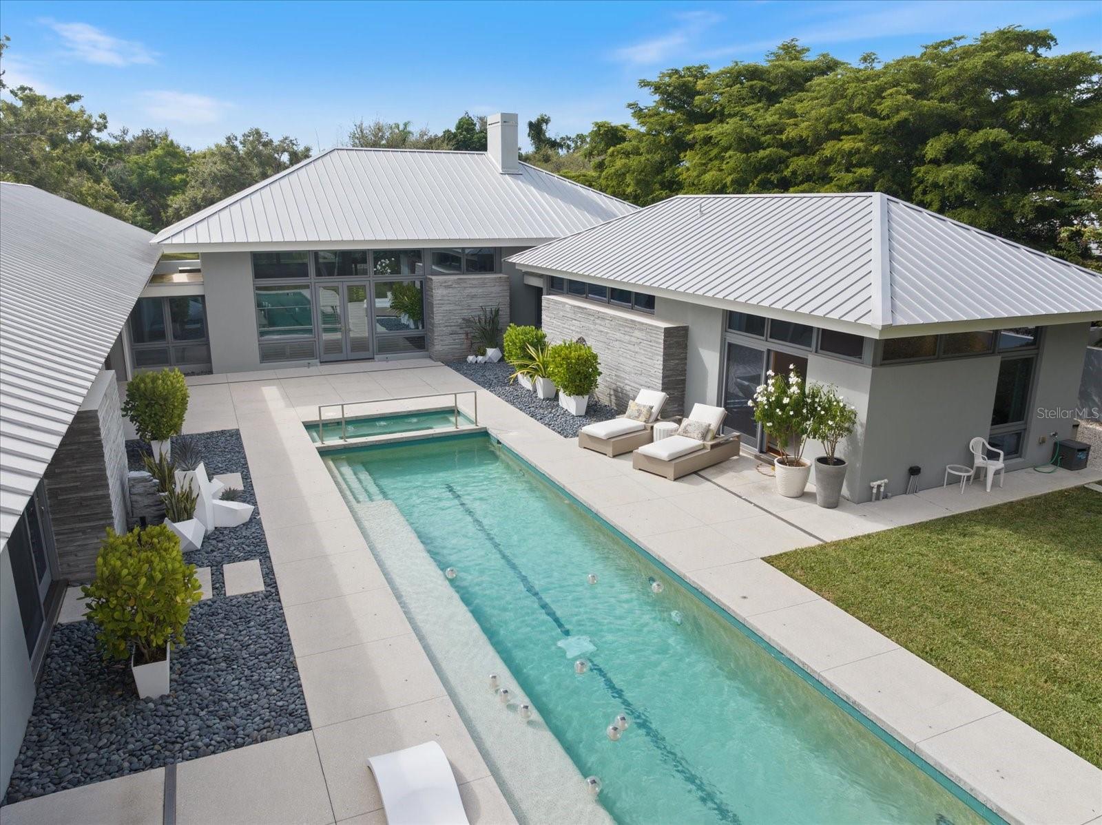 Single Family Residence em SARASOTA, FL - Daniel Dourado