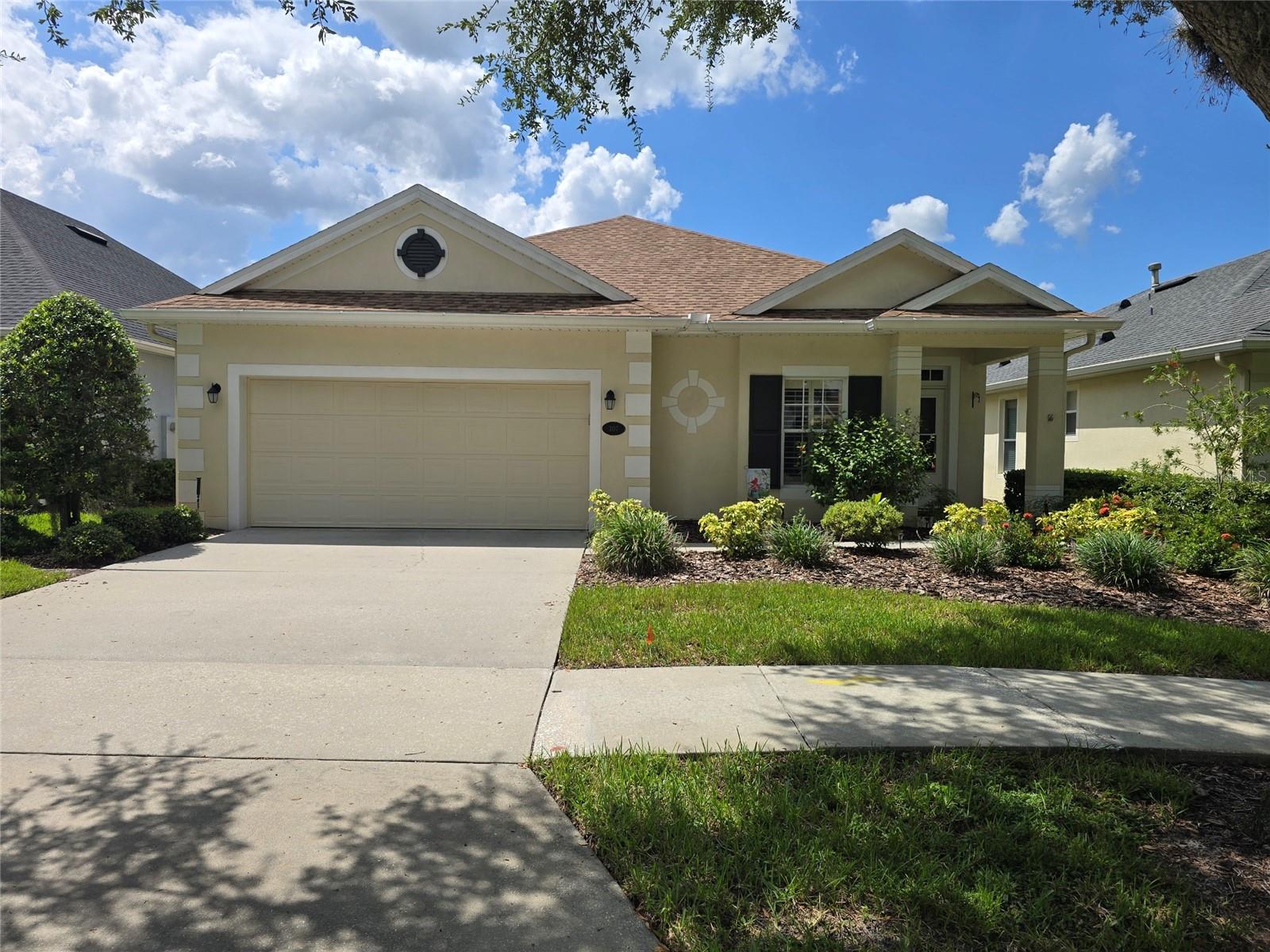 Single Family Residence em DELAND, FL - Daniel Dourado