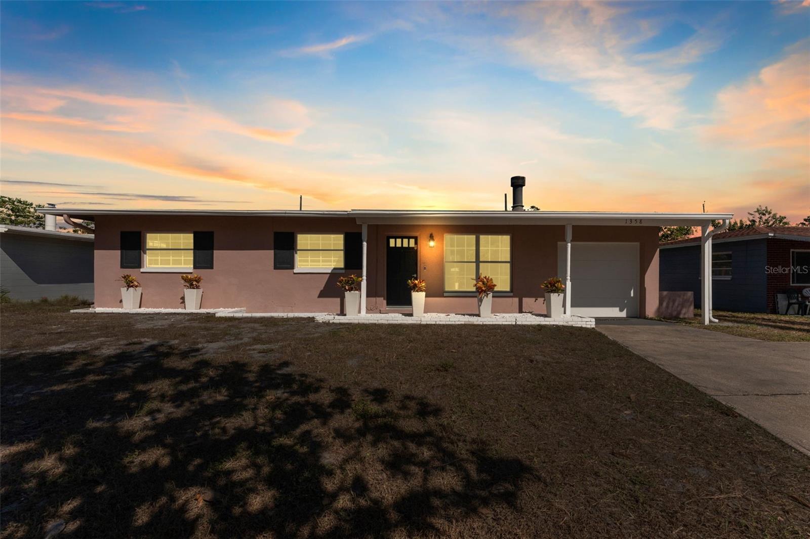 Single Family Residence in CLEARWATER, FL - Daniel Dourado