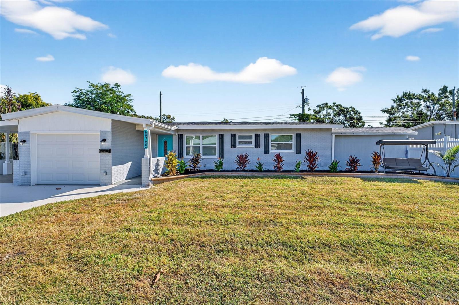 Single Family Residence em ST PETERSBURG, FL - Daniel Dourado