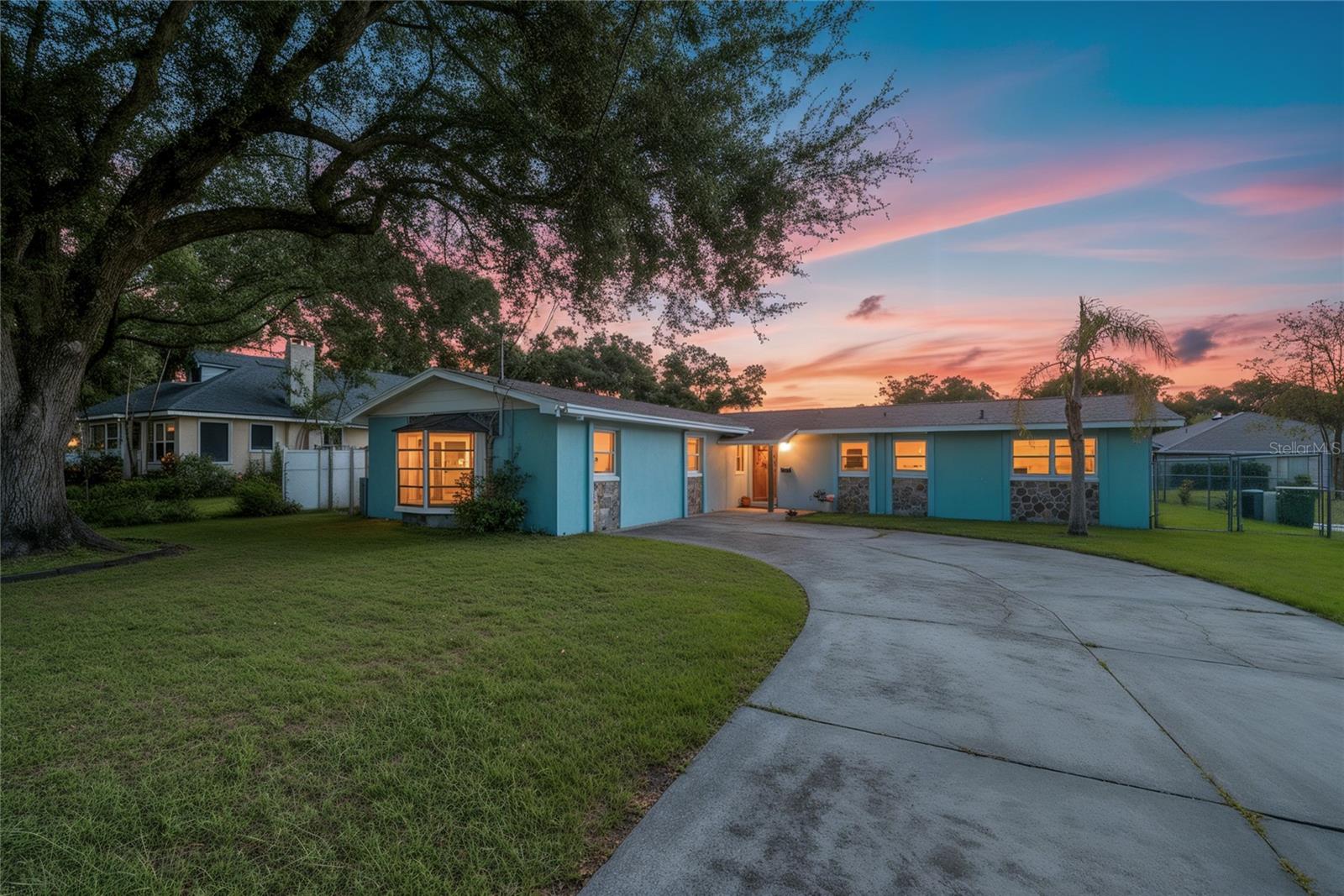 Single Family Residence em BELLE ISLE, FL - Daniel Dourado