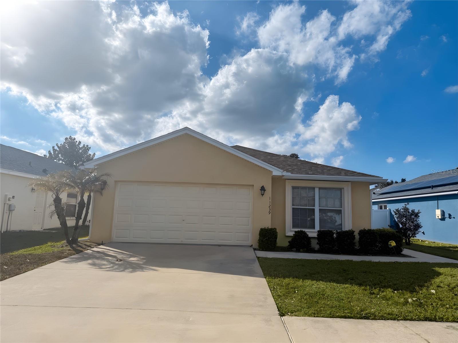 Single Family Residence em GIBSONTON, FL - Daniel Dourado