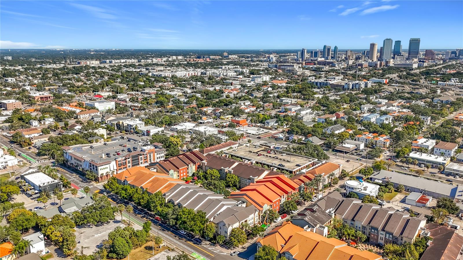 Condominium em TAMPA, FL - Daniel Dourado