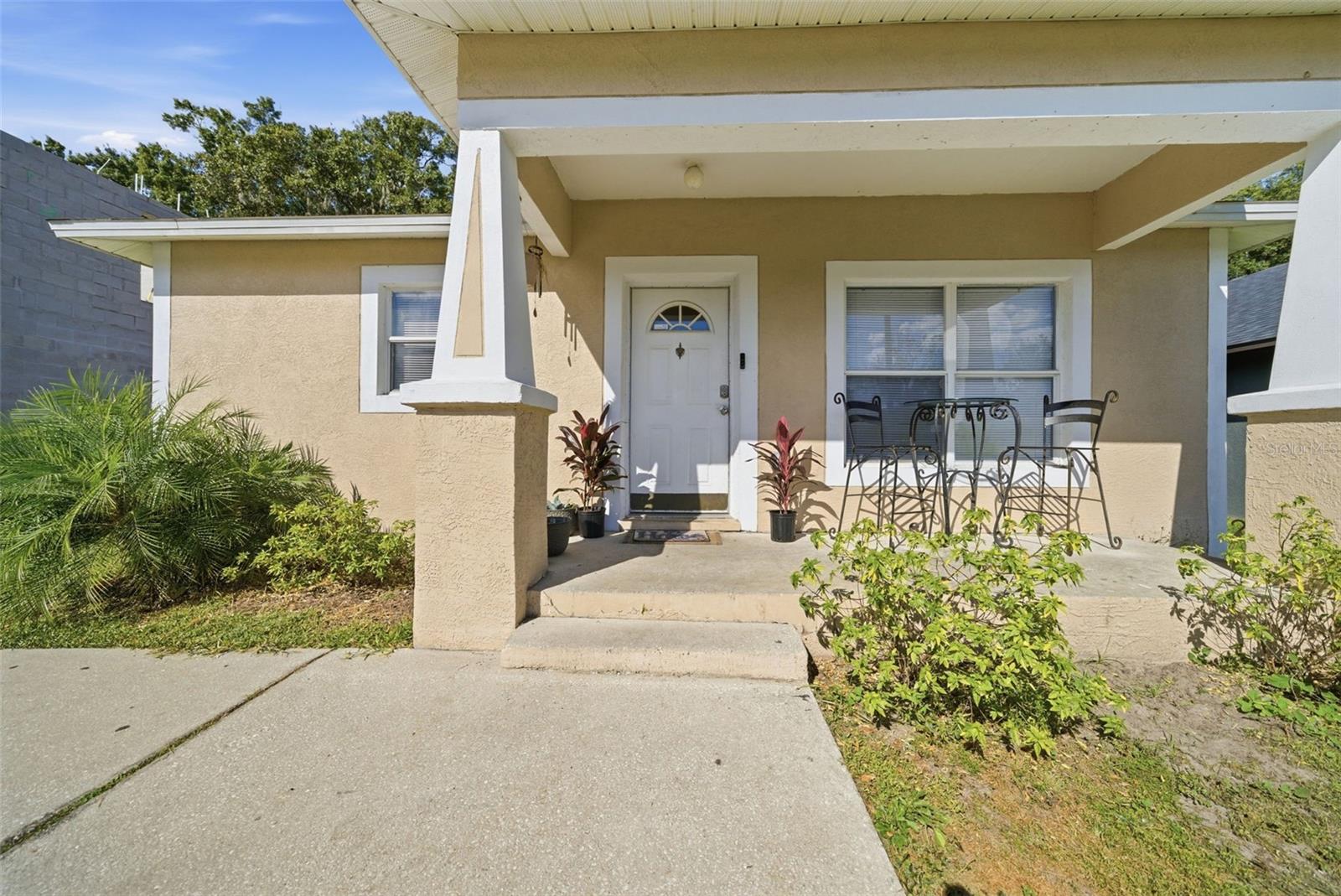 Single Family Residence in PLANT CITY, FL - Daniel Dourado